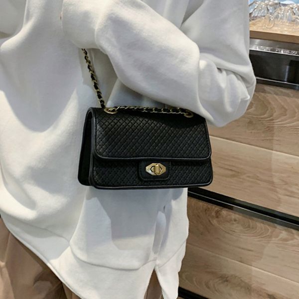 fashion sewing thread girl messenger bag black buckle women's diagonal package summer simple shopping women's shoulder bag
fashion sewing thread girl messenger bag black buckle women's diagonal package summer simple shopping women's shoulder bag