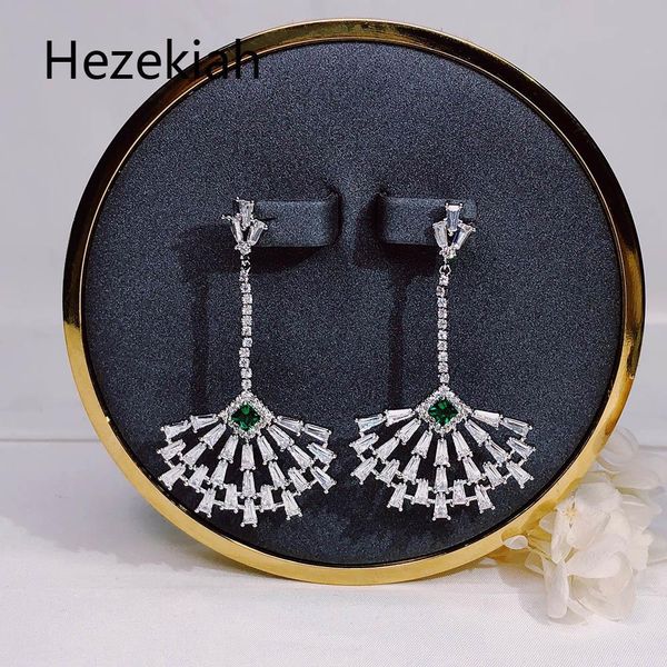 hezekiah 925 tremella needle noble earrings fashion shiny long section tassels fan shape eardrop luxurious dance party ing, Golden
hezekiah 925 tremella needle noble earrings fashion shiny long section tassels fan shape eardrop luxurious dance party ing, Golden