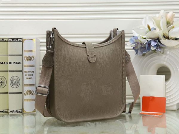 2020 new women's chain with shoulder bag lady handbag, shoulder bag, double shoulder bag all products are directly from the factory to
2020 new women's chain with shoulder bag lady handbag, shoulder bag, double shoulder bag all products are directly from the factory to