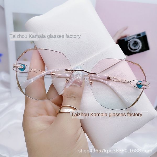new crystal flash edge cutting crystal edge frameless anti-blue light plain glasses sun glasses plain beauty mirror, Silver
new crystal flash edge cutting crystal edge frameless anti-blue light plain glasses sun glasses plain beauty mirror, Silver