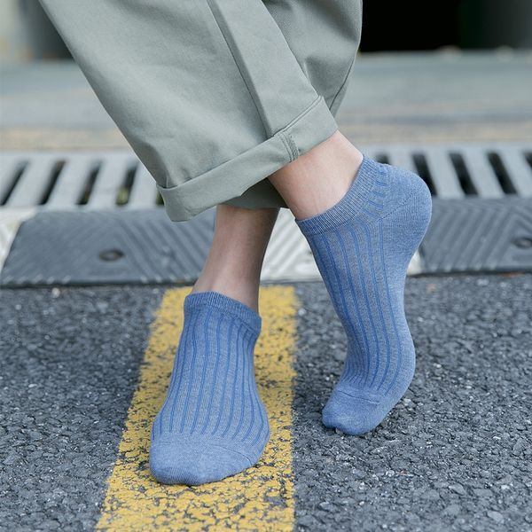 new solid color boat and men's spring and summer pure cotton thin socks sweat-absorbent breathable low-boat socks for men, Black
new solid color boat and men's spring and summer pure cotton thin socks sweat-absorbent breathable low-boat socks for men, Black