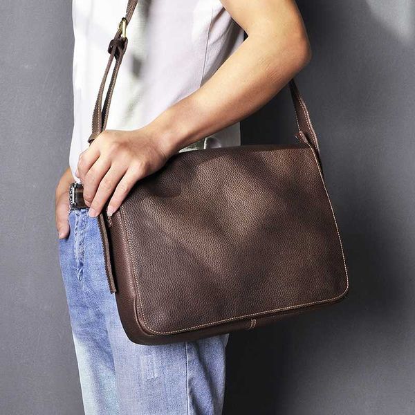 real leather male design casual shoulder bag messenger bag fashion crossbody 13" lapsatchel university book 3164-db
real leather male design casual shoulder bag messenger bag fashion crossbody 13" lapsatchel university book 3164-db