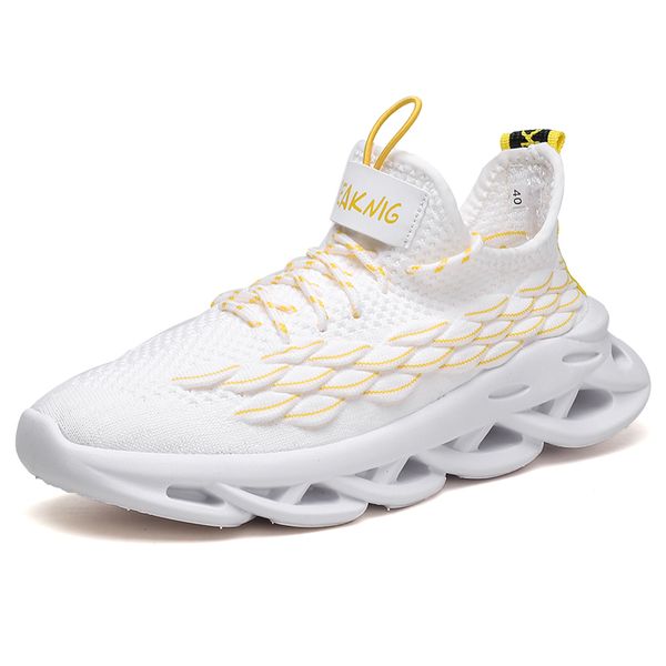 summer men yarn+mesh breathable shoes white lightweight men sneakers sport shoes walking new trend casual
summer men yarn+mesh breathable shoes white lightweight men sneakers sport shoes walking new trend casual