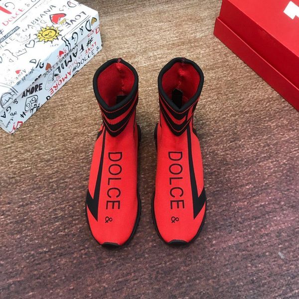 new11 luxury casual shoes fashion wild sports socks shoes outdoor comfortable breathable men and women shoes original box packaging, Black
new11 luxury casual shoes fashion wild sports socks shoes outdoor comfortable breathable men and women shoes original box packaging, Black