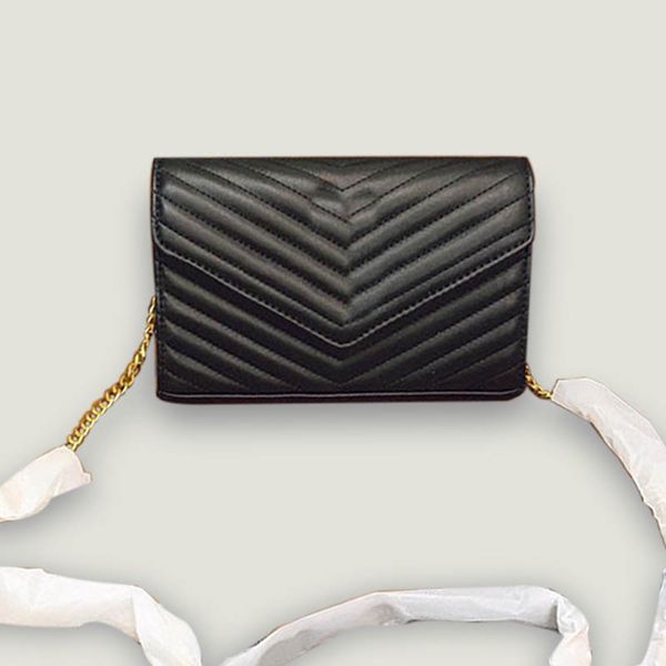 wave pattern leather bag one shoulder diagonal chain women handbags purses classic red white black v-shaped flip come with box
wave pattern leather bag one shoulder diagonal chain women handbags purses classic red white black v-shaped flip come with box