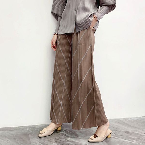 lanmrem pleated wide-leg pants famale 2020 summer new loose large size straight pants fashion straight tide casual yj759, Black;white
lanmrem pleated wide-leg pants famale 2020 summer new loose large size straight pants fashion straight tide casual yj759, Black;white