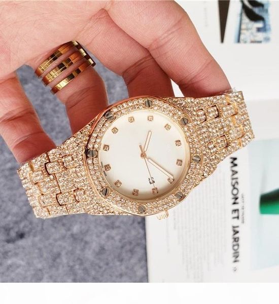 montre de luxe full diamond watch ladies dress gold bracelet wristwatch model women men designer watches jewelry gift, Slivery;brown
montre de luxe full diamond watch ladies dress gold bracelet wristwatch model women men designer watches jewelry gift, Slivery;brown