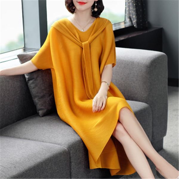 women bress fold dress vogue of new fund of 2020 summer is pure color big yards loose hooded heavy miyake fold dress, Black;gray
women bress fold dress vogue of new fund of 2020 summer is pure color big yards loose hooded heavy miyake fold dress, Black;gray
