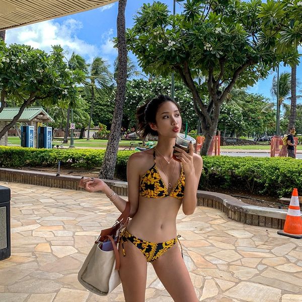 women's belly bikini swimsuit fashion printing split triangle swimsuit women's high waist bikini 2020, Black
women's belly bikini swimsuit fashion printing split triangle swimsuit women's high waist bikini 2020, Black