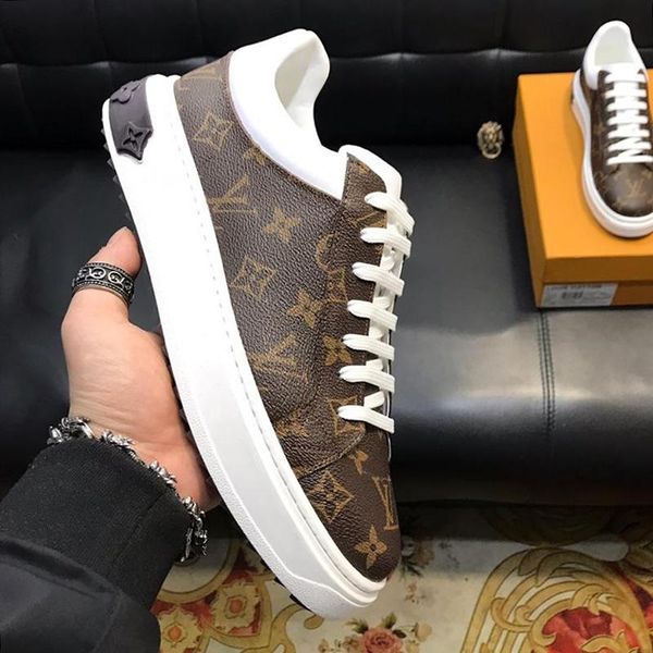 fashion men sneakers shoes breathable zapatos de homre luxury design mens shoes fashion type chaussures pour hommes casual men shoes vintage, Black
fashion men sneakers shoes breathable zapatos de homre luxury design mens shoes fashion type chaussures pour hommes casual men shoes vintage, Black