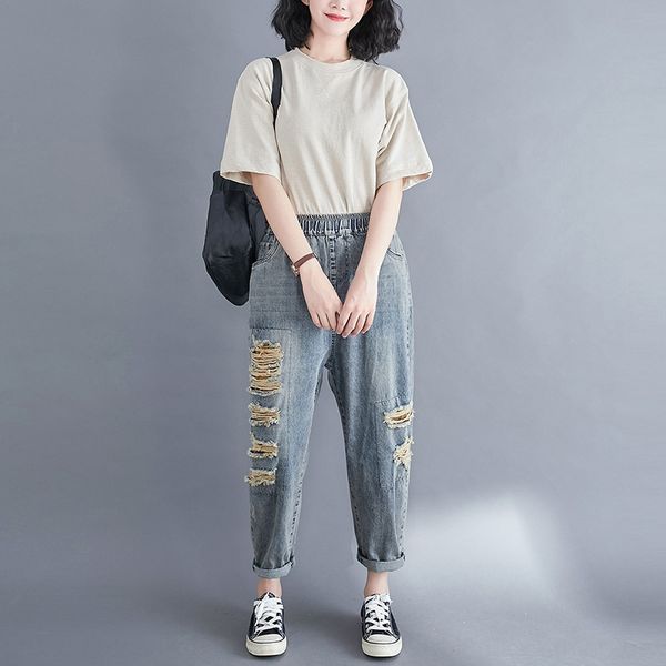 2020 new plump mm loose large size women's and jeans wear korean style slimming all-match ripped pants elastic waist jeans, Blue
2020 new plump mm loose large size women's and jeans wear korean style slimming all-match ripped pants elastic waist jeans, Blue