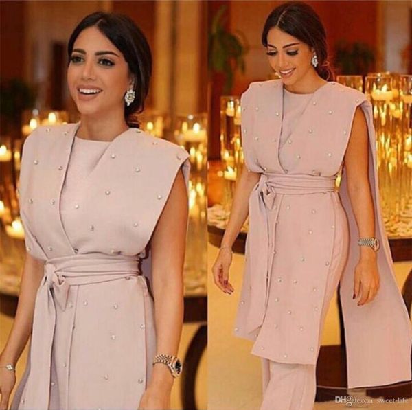 2021 arabic evening dresses sleeveless cape modern long formal sheath party prom gowns maxi dress robes de soirée, Black;red
2021 arabic evening dresses sleeveless cape modern long formal sheath party prom gowns maxi dress robes de soirée, Black;red