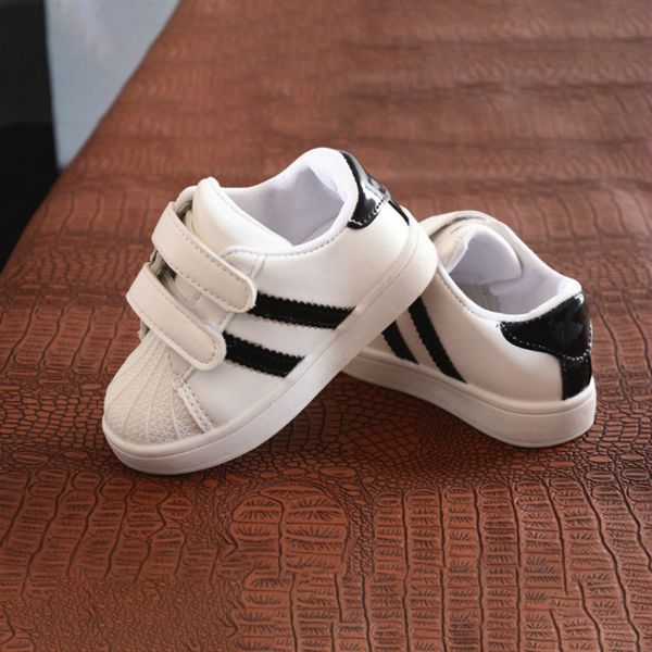 2020 kids designer shoes boys girls children sport style breathable shoes children designer sneakers kids explosion shoes, Black;red
2020 kids designer shoes boys girls children sport style breathable shoes children designer sneakers kids explosion shoes, Black;red
