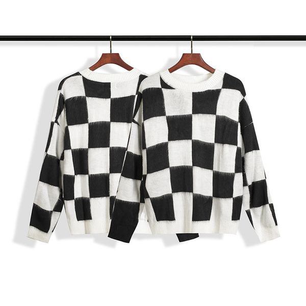 street fashion men sweater black and white grid pattern good quality palms pullover mens stylist hoodies outdoor warm knitting sweatshirts, White;black
street fashion men sweater black and white grid pattern good quality palms pullover mens stylist hoodies outdoor warm knitting sweatshirts, White;black