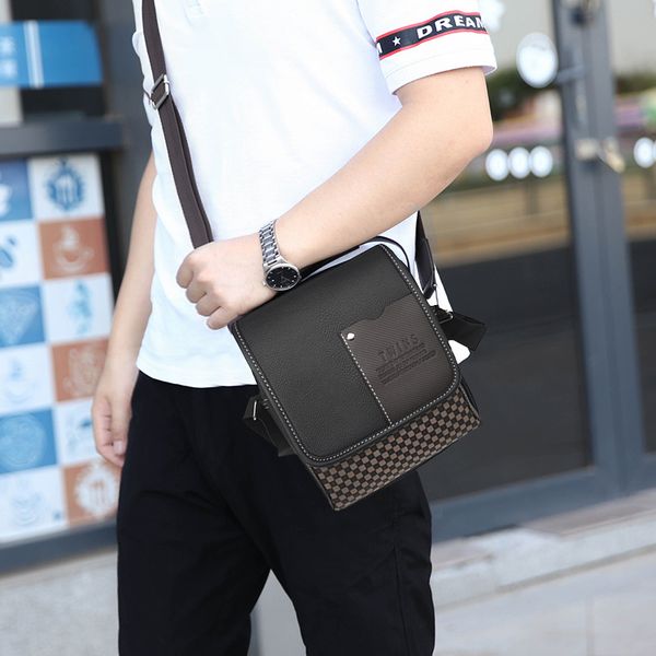 men crossbody shoulder bag pu leather bag satchel handbag briefcase male zipper shoulder messenger bags
men crossbody shoulder bag pu leather bag satchel handbag briefcase male zipper shoulder messenger bags