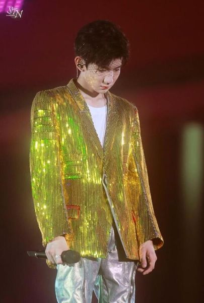 gold sequins blazer men suits designs jacket mens stage costumes for singers clothes dance star style dress masculino homme, White;black
gold sequins blazer men suits designs jacket mens stage costumes for singers clothes dance star style dress masculino homme, White;black