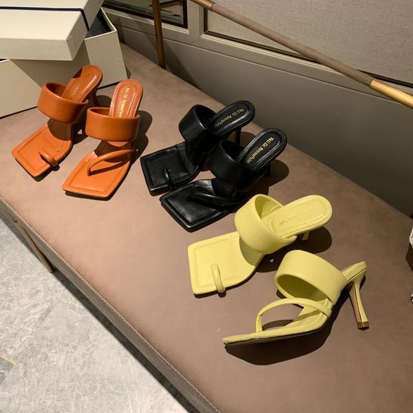 female shoes ladies' slippers rubber flip flops thin heels low square toe heeled mules luxury slides 2020 hawaiian high, Black
female shoes ladies' slippers rubber flip flops thin heels low square toe heeled mules luxury slides 2020 hawaiian high, Black