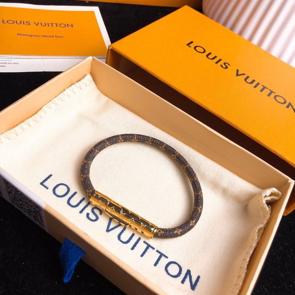 luxury designers brand jewelry 316l stainless steel magnetic bracelets bangles pulseiras leather bracelets for women men gift belt, Black
luxury designers brand jewelry 316l stainless steel magnetic bracelets bangles pulseiras leather bracelets for women men gift belt, Black
