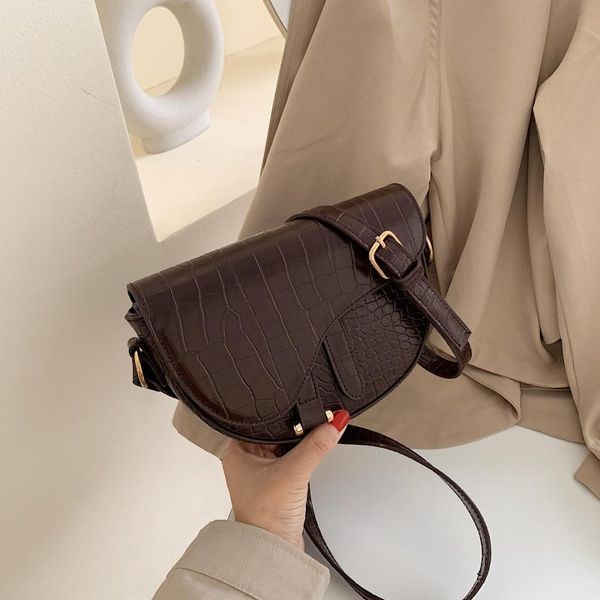 new fashion alligator leather saddle bag women luxury shoulder bags small round handbag spring summer crossbody messenger bag
new fashion alligator leather saddle bag women luxury shoulder bags small round handbag spring summer crossbody messenger bag