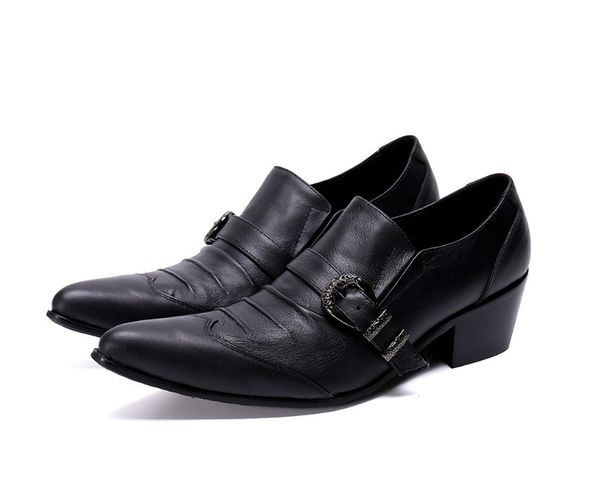 embossed leather business men casual shoes slip on men brogues formal oxford shoes for men dress shoes with metal, Black
embossed leather business men casual shoes slip on men brogues formal oxford shoes for men dress shoes with metal, Black