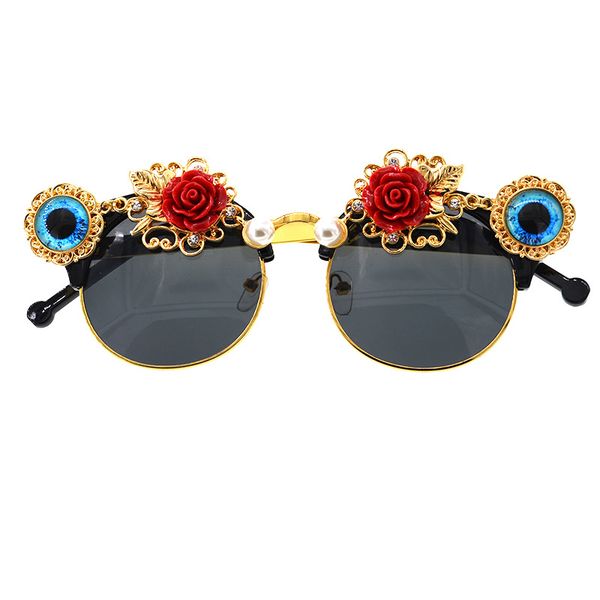 luxury rose flower sunglasses women crystals round sunglasses baroque retro full star sun glasses female fashion accessories, White;black
luxury rose flower sunglasses women crystals round sunglasses baroque retro full star sun glasses female fashion accessories, White;black