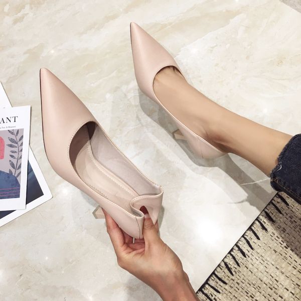 2019-26 net red french high heels womens autumn and winter pointed two-piece fashion shoes, Black
2019-26 net red french high heels womens autumn and winter pointed two-piece fashion shoes, Black