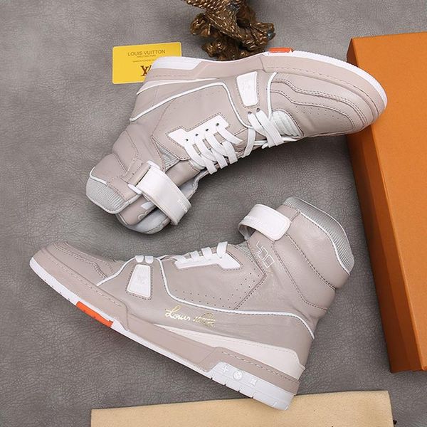 trainer sneaker boot men 's shoes drop ship vintage breathable soft footwears comfortable lace -up high casual men boots with orig, Black
trainer sneaker boot men 's shoes drop ship vintage breathable soft footwears comfortable lace -up high casual men boots with orig, Black