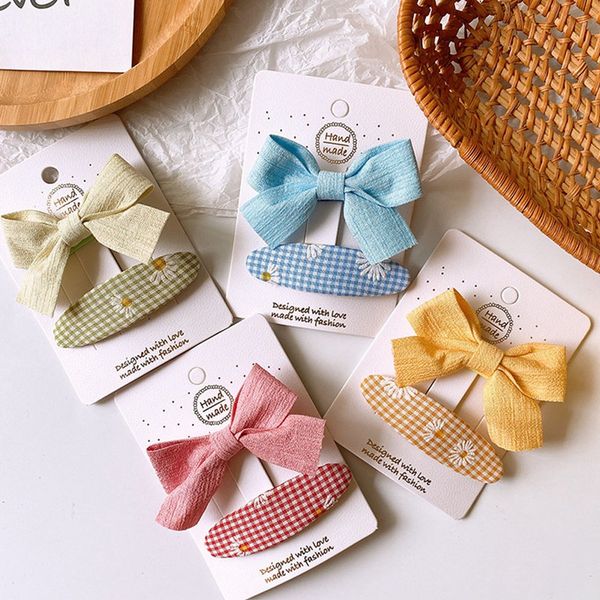 2pcs/lot children plaid hair clips small daisy hair bow clip barrettes bb clip little girls gifts korean kids accessories, Slivery;white
2pcs/lot children plaid hair clips small daisy hair bow clip barrettes bb clip little girls gifts korean kids accessories, Slivery;white