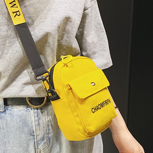 2020 new canvas shoulder bag luxury handbag female bag designer version luxury all-match girl small messenger
2020 new canvas shoulder bag luxury handbag female bag designer version luxury all-match girl small messenger