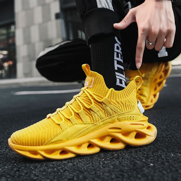 characteristic twist sole men's running shoes flying woven breathable comfortable men's shoes personality fashion wild men
characteristic twist sole men's running shoes flying woven breathable comfortable men's shoes personality fashion wild men