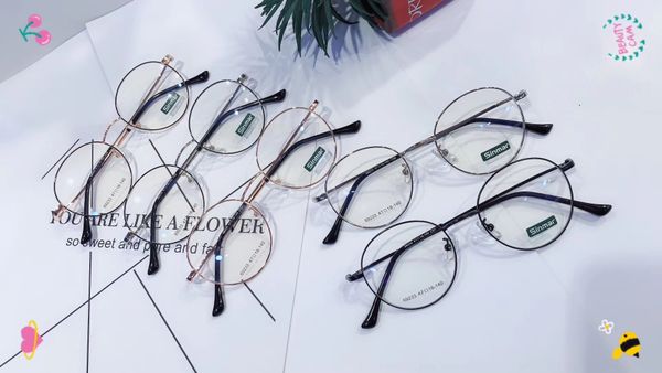 fashion fashion glasses frame casual business alloy cutting famous classic special glasses shisen marzang 69223, Silver
fashion fashion glasses frame casual business alloy cutting famous classic special glasses shisen marzang 69223, Silver
