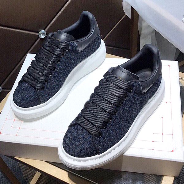 new high-quality men's casual shoes fashion casual leather belt increase shoes thick sole sneakers outdoor shoes with original packagin, Black
new high-quality men's casual shoes fashion casual leather belt increase shoes thick sole sneakers outdoor shoes with original packagin, Black
