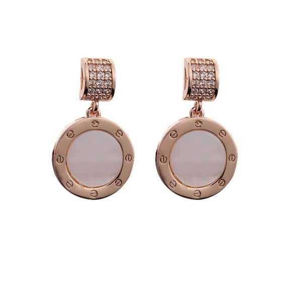 2020 925 silver sale designer letter earrings simple foreign trade men and women extravagant letter earrings for party gifts, Golden;silver
2020 925 silver sale designer letter earrings simple foreign trade men and women extravagant letter earrings for party gifts, Golden;silver