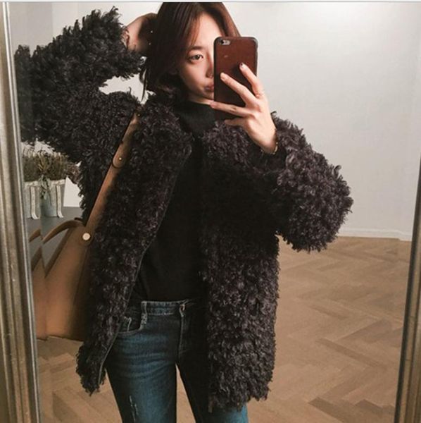 brand new women's winter autumn fake lamb fur long section black fur coats female autumn winter man-made outwears j3173
brand new women's winter autumn fake lamb fur long section black fur coats female autumn winter man-made outwears j3173