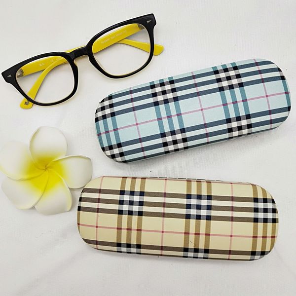 frame universal myopia mirror box plate large shuttle fashionable flat plate large myopia mirror box, Blue
frame universal myopia mirror box plate large shuttle fashionable flat plate large myopia mirror box, Blue