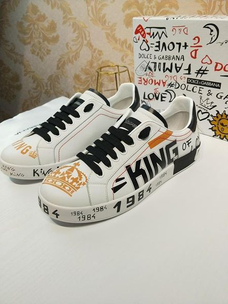 2020y trend hand-painted leather party casual shoes trend outdoor men and women sports shoes graffiti wild couple shoes, size 35-451, Black
2020y trend hand-painted leather party casual shoes trend outdoor men and women sports shoes graffiti wild couple shoes, size 35-451, Black