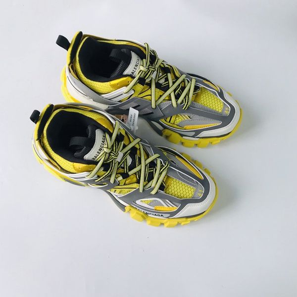 2020xr designer to create casual and comfortable all-match sports shoes, travel shoes outsole non-slip design with original box delivery, Black
2020xr designer to create casual and comfortable all-match sports shoes, travel shoes outsole non-slip design with original box delivery, Black