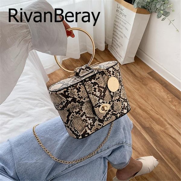 2020 new tide tassel bucket bag crossbody bags for women with metal handle handbags serpentine pu leather shoulder crossbody bag
2020 new tide tassel bucket bag crossbody bags for women with metal handle handbags serpentine pu leather shoulder crossbody bag