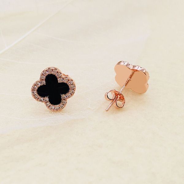 luxury designer jewelry women earrings four leaf clover designer earings pair for engagement gift silver gold designer earrings, Golden
luxury designer jewelry women earrings four leaf clover designer earings pair for engagement gift silver gold designer earrings, Golden