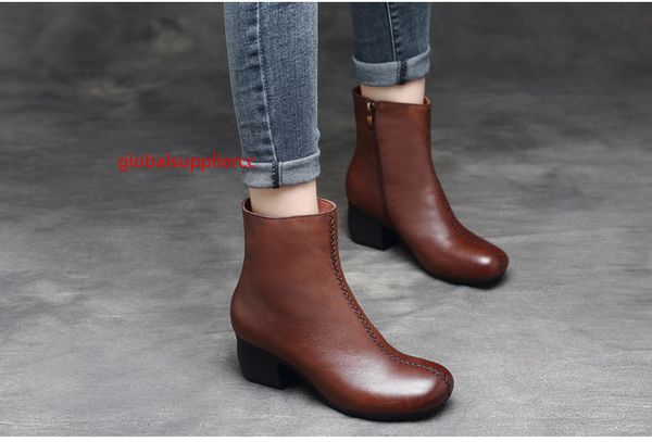 x101 man spring casual boot breathable light men lace-up new women s leather boot wild personality shoe fashion big size 39-46, Black;green
x101 man spring casual boot breathable light men lace-up new women s leather boot wild personality shoe fashion big size 39-46, Black;green
