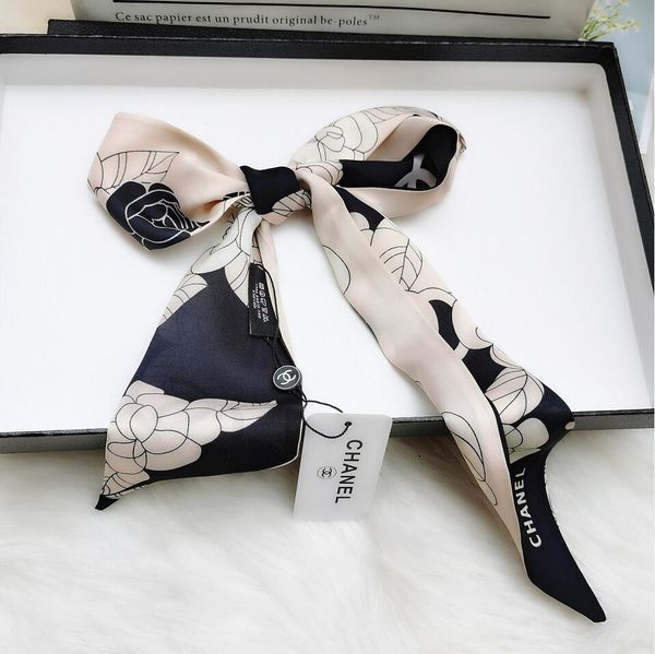 brand new scarf for women luxury letter pattern silk wool cashmere gold thread designer thick scarfs warm scarves size 140x140cm quality, Blue;gray
brand new scarf for women luxury letter pattern silk wool cashmere gold thread designer thick scarfs warm scarves size 140x140cm quality, Blue;gray