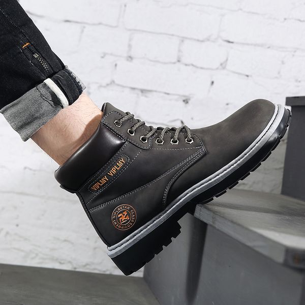 autumn and winter explosions high-boots outdoor cold-proof non-slip leather high-quality men's casual shoes, Black
autumn and winter explosions high-boots outdoor cold-proof non-slip leather high-quality men's casual shoes, Black