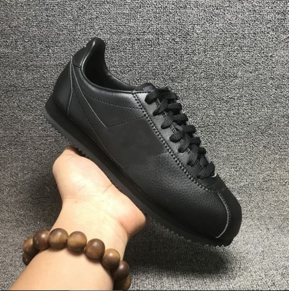 new brands casual shoes men and women cortez shoes designer shoes leather fashion outdoor sneakers size 36-45, Black
new brands casual shoes men and women cortez shoes designer shoes leather fashion outdoor sneakers size 36-45, Black