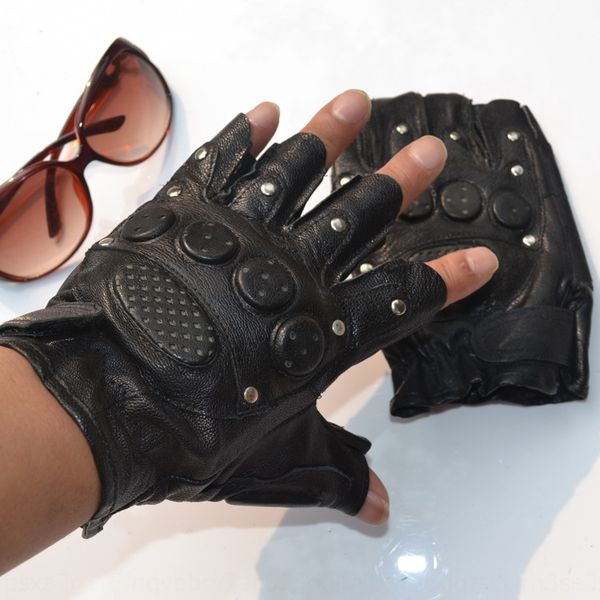 men's rivet half finger outdoor training tactical and gloves sheep leather gloves fitness mountaineering camping, Black
men's rivet half finger outdoor training tactical and gloves sheep leather gloves fitness mountaineering camping, Black