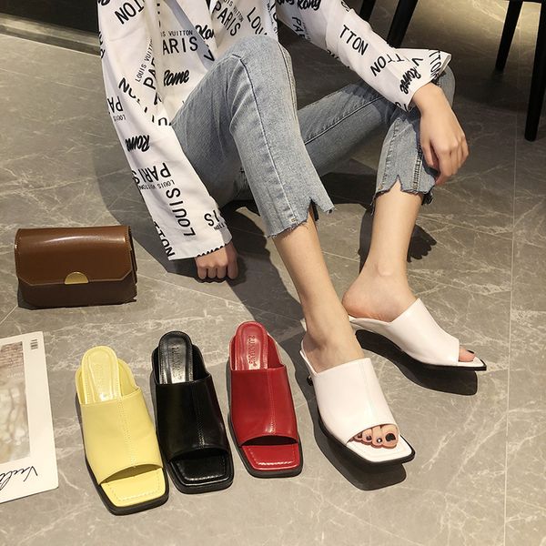 med pu shoes woman 2020 slippers heels female mule square toe luxury slides loafers slipers women rubber flip flops high thin, Black
med pu shoes woman 2020 slippers heels female mule square toe luxury slides loafers slipers women rubber flip flops high thin, Black
