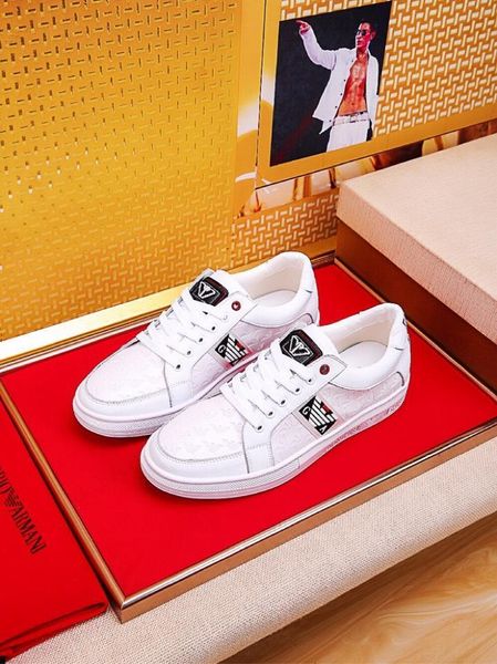2019i new men's tide shoes, casual sports, versatile leather low-shoes, original packaging shoe box delivery 38-44, Black
2019i new men's tide shoes, casual sports, versatile leather low-shoes, original packaging shoe box delivery 38-44, Black