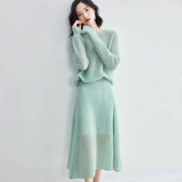 2020 autumn new mohair a- line xi zhuang qun suit skirt a- line skirt hollow sweater women's two-piece suit, White
2020 autumn new mohair a- line xi zhuang qun suit skirt a- line skirt hollow sweater women's two-piece suit, White