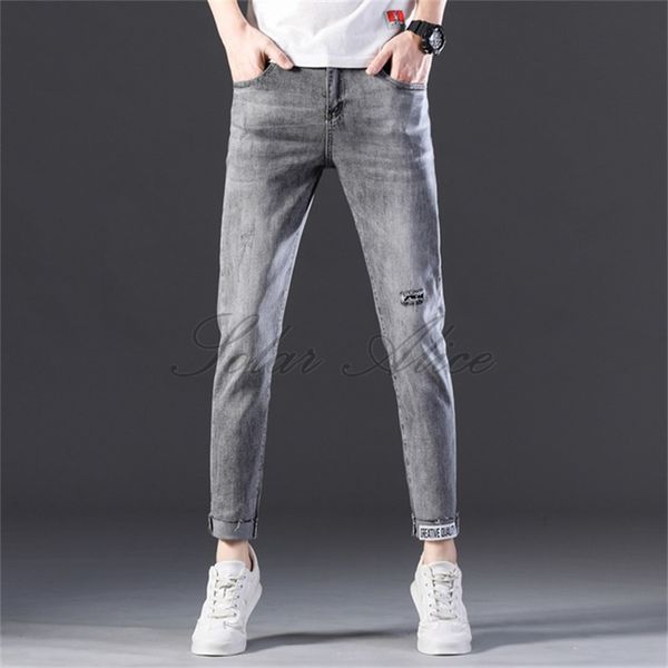 2020 men's new summer ankle-length small feet jeans ripped thin slim fit stretch casual pants, Blue
2020 men's new summer ankle-length small feet jeans ripped thin slim fit stretch casual pants, Blue