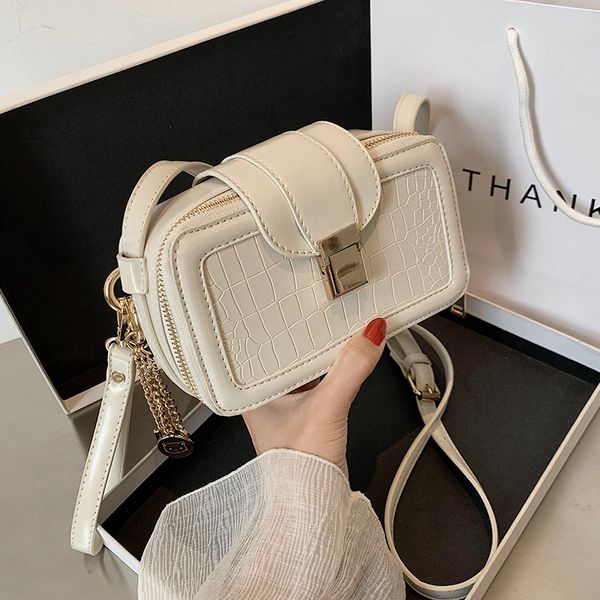 brand original design women's bags 2020 new fashion joker crossbody bags are popular in summer
brand original design women's bags 2020 new fashion joker crossbody bags are popular in summer