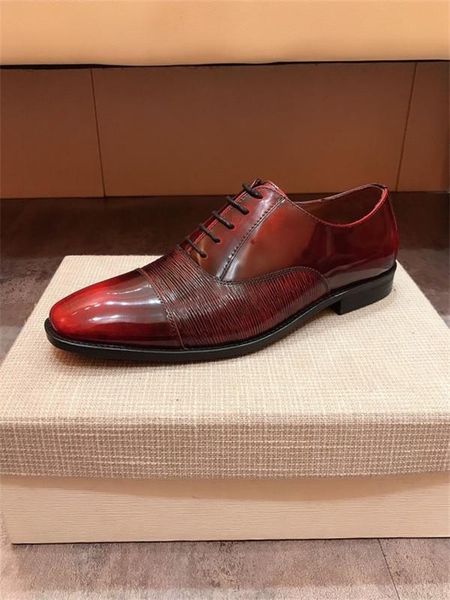 2020 new luxury goods of male fashion comfortable point print leisure sports shoes size 38-44 hy200601, Black
2020 new luxury goods of male fashion comfortable point print leisure sports shoes size 38-44 hy200601, Black